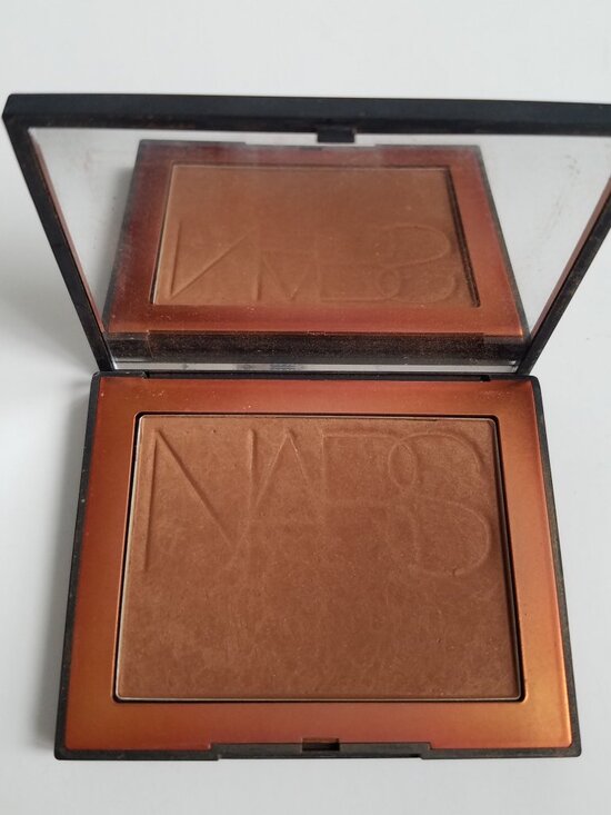 NARS Other - Nars Casino Bronzing Powder